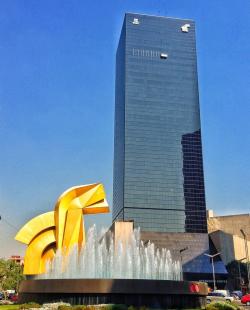 Torre El Caballito Torre El Caballito